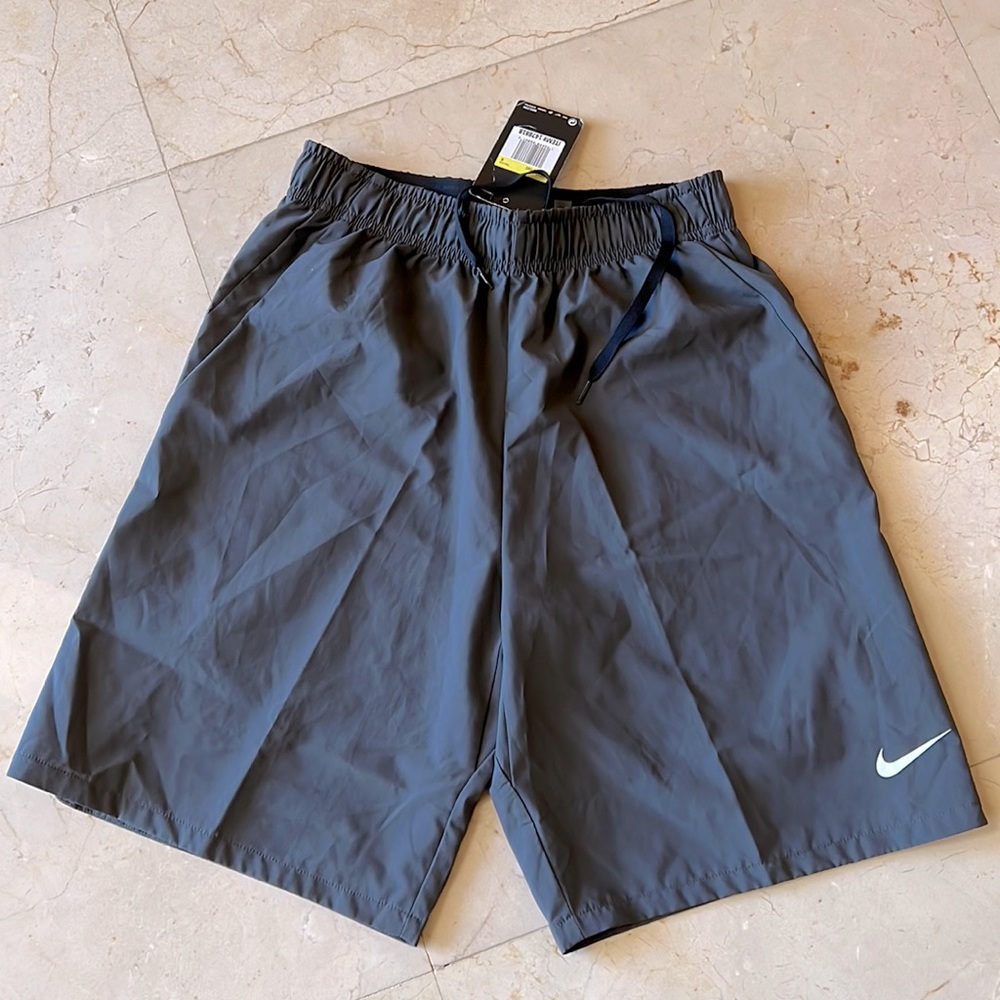 NWT Nike dri-fit shorts. Dark gray. Size small
